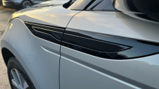 Land Rover Range Rover Evoque 2.0 P200 R-Dynamic SE 5dr Auto Petrol Hatchback